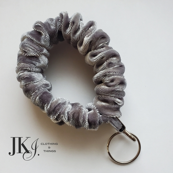 Gray Velvet Scrunchie Wristlet Keychain. Handmade. New. - Picture 3 of 3